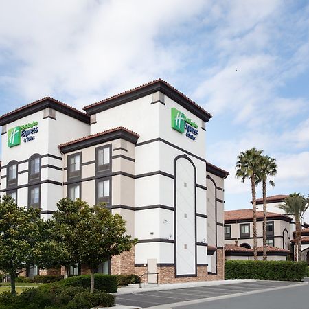 Holiday Inn Express Ontario By Ihg Creekside Buitenkant foto