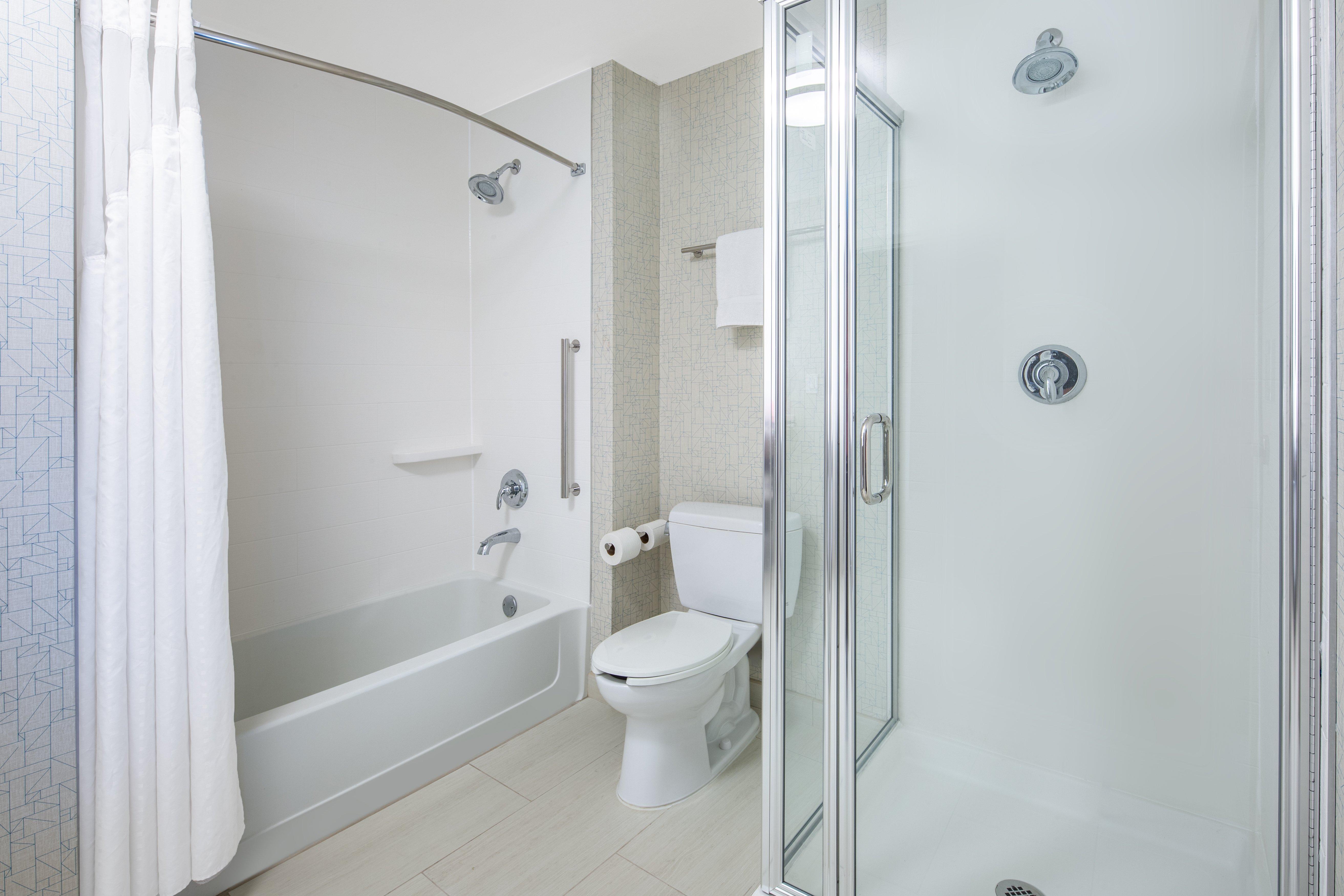 Holiday Inn Express Ontario By Ihg Creekside Buitenkant foto