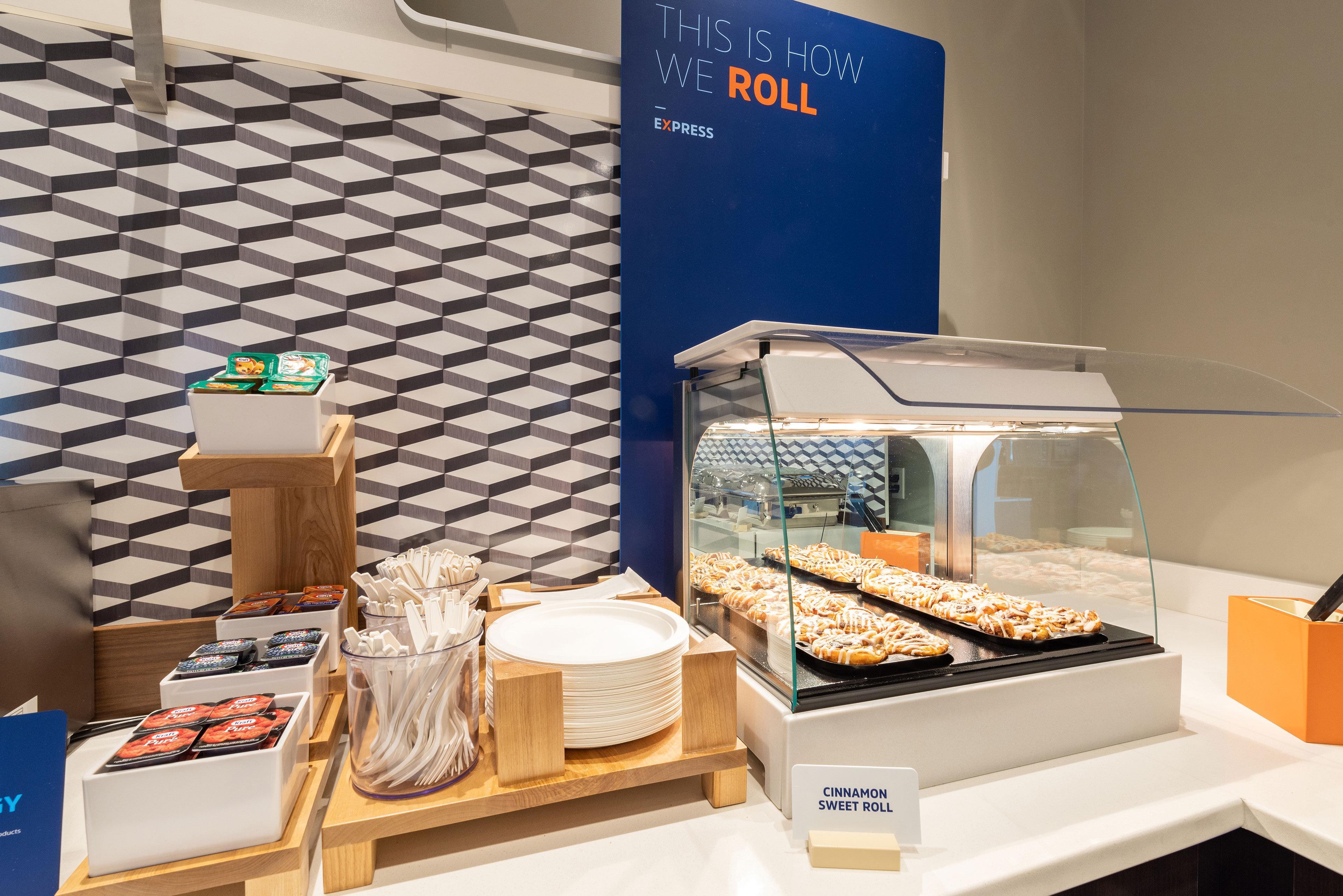 Holiday Inn Express Ontario By Ihg Creekside Buitenkant foto