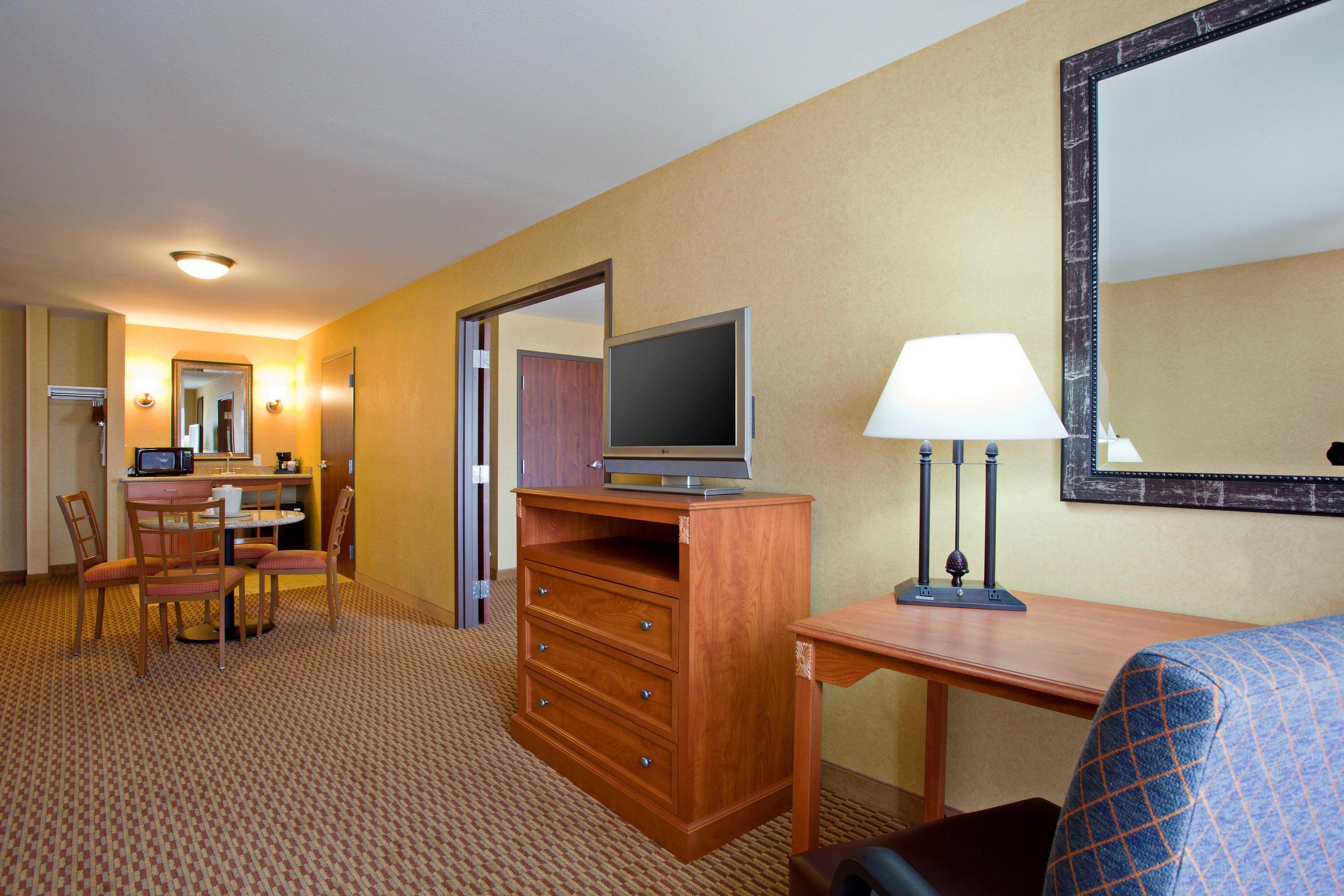 Holiday Inn Express Ontario By Ihg Creekside Buitenkant foto