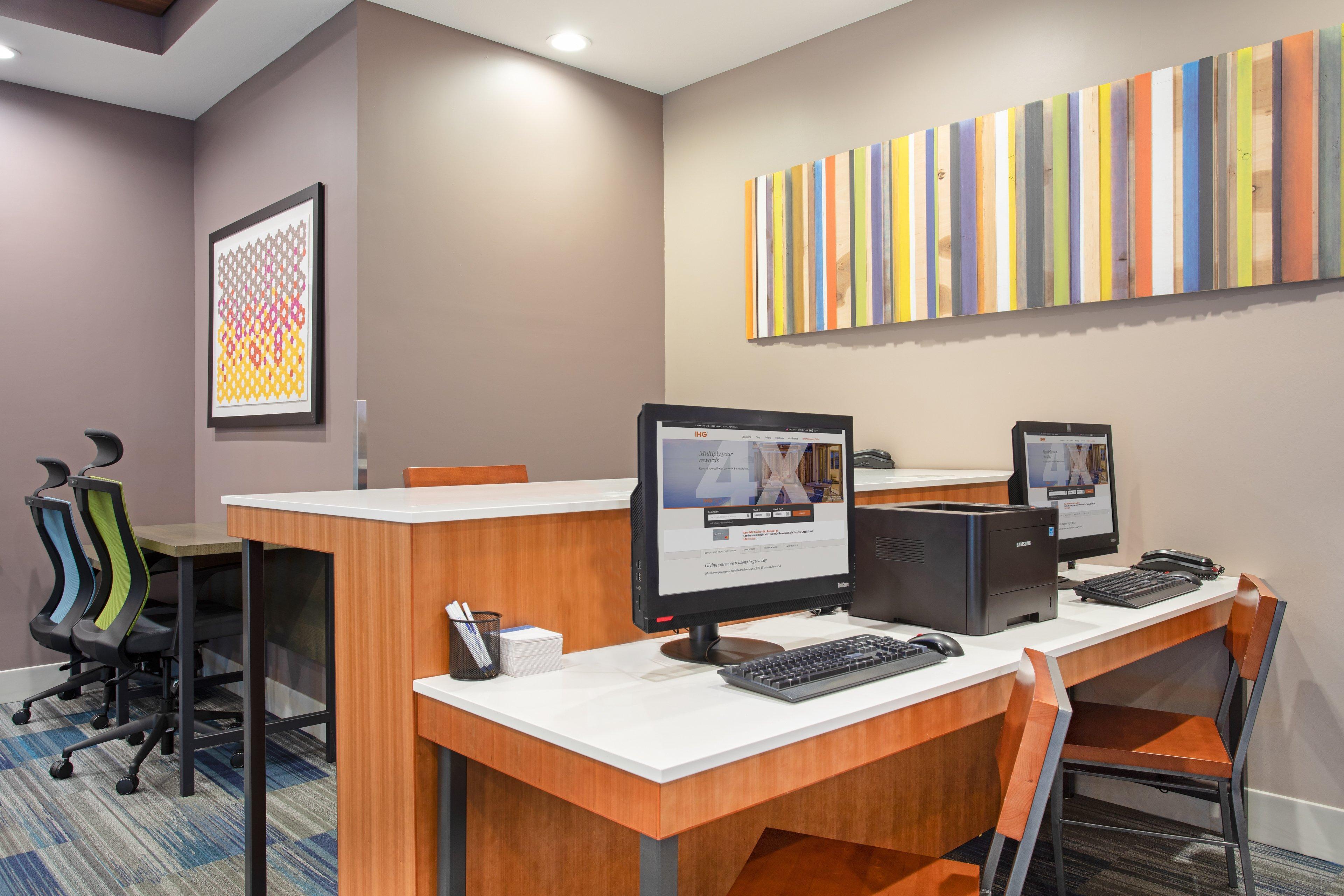 Holiday Inn Express Ontario By Ihg Creekside Buitenkant foto